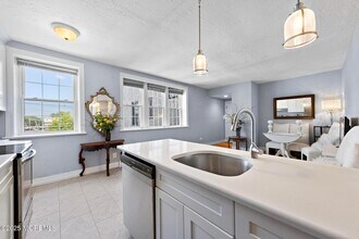 17-19 Leroy Pl-Unit -2C in Red Bank, NJ - Building Photo - Building Photo