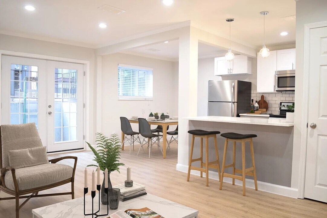 807-809 W 40th St in Kansas City, MO - Building Photo