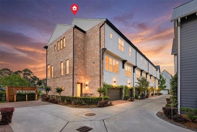 property at 8612 Emnora Ln