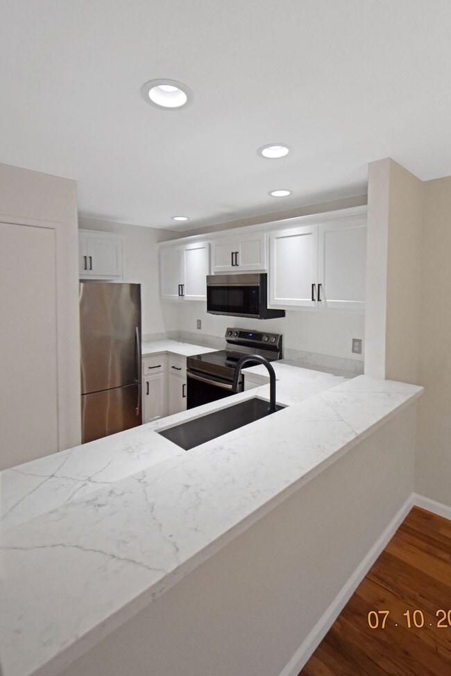 116 Chatham Ct in Pacheco, CA - Building Photo - Building Photo