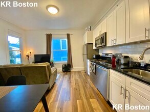 5 Higgins St in Boston, MA - Building Photo - Building Photo