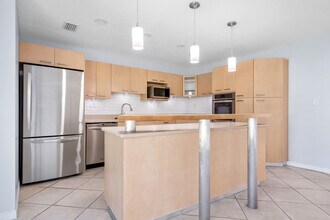 4420 W Fair Oaks Ave in Tampa, FL - Building Photo - Building Photo