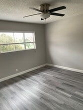 4015 W Adams Blvd in Los Angeles, CA - Building Photo - Building Photo