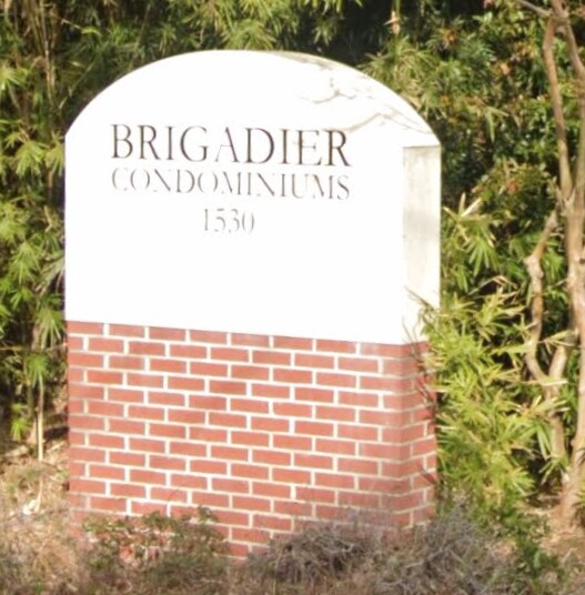 1530 Fort Johnson Rd, Unit 2F in Charleston, SC - Foto de edificio