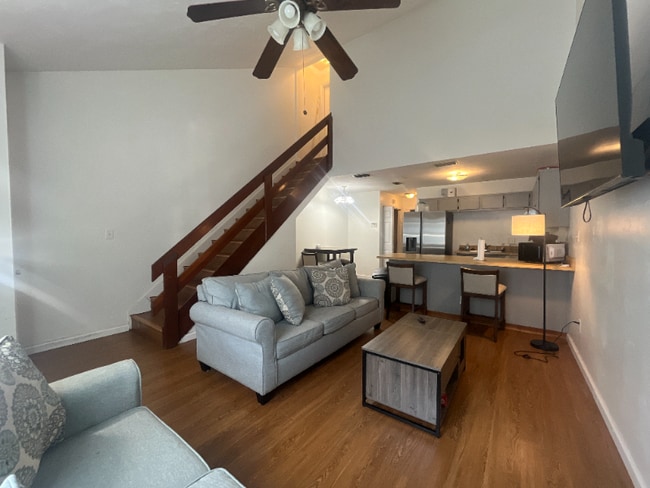 property at 1119 Ocala Rd