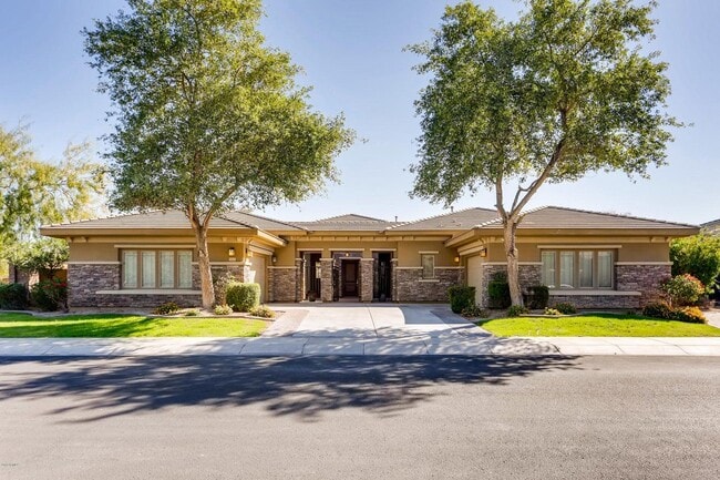 property at 15865 W Vernon Ave