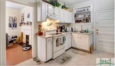 11 W 50th St in Savannah, GA - Building Photo - Building Photo