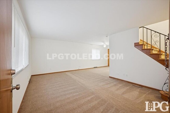 3860 Sheffield Ct in Toledo, OH - Building Photo - Building Photo