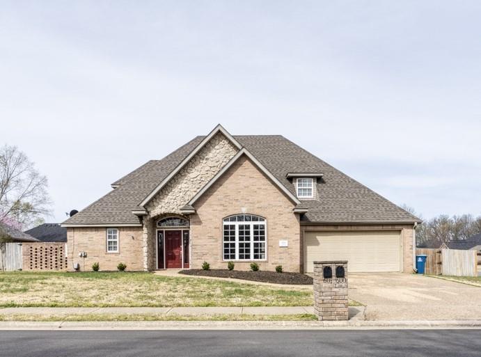600 Cornell St in Bentonville, AR - Building Photo