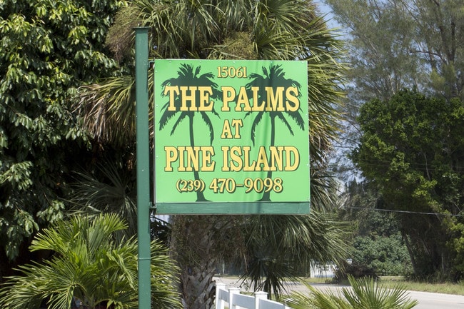 The Palms at Pine Island in Bokeelia, FL - Building Photo - Building Photo