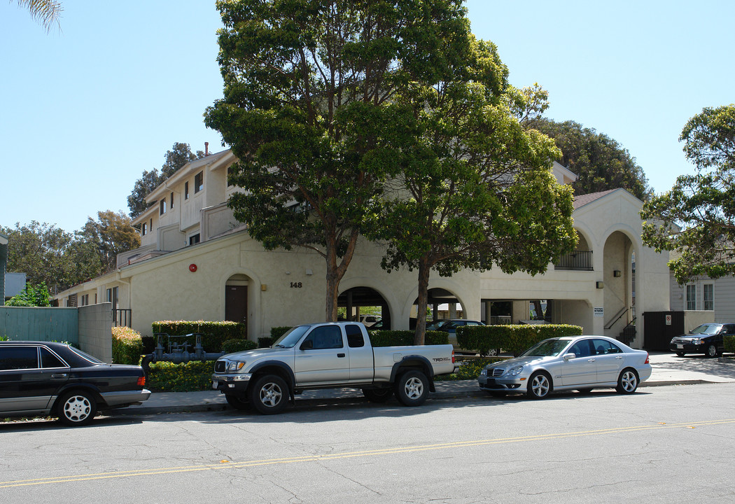 148 S Palm St in Ventura, CA - Building Photo