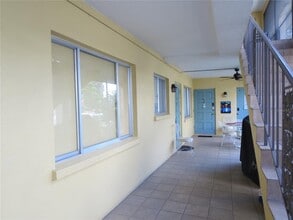 615 S Palm Ave in Sarasota, FL - Building Photo - Building Photo