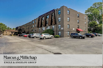 Cunnginham Apartments in Calumet City, IL - Building Photo - Building Photo