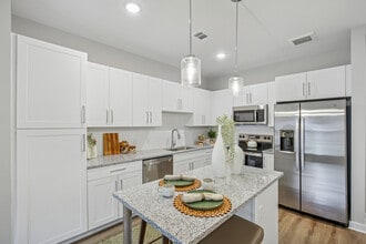 Oak Grove Vista in Mcdonough, GA - Building Photo - Building Photo