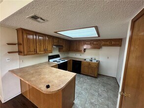 301 S 11th Pl in Rogers, AR - Building Photo - Building Photo