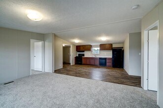 879 Rd 5027 in Cleveland, TX - Building Photo - Building Photo