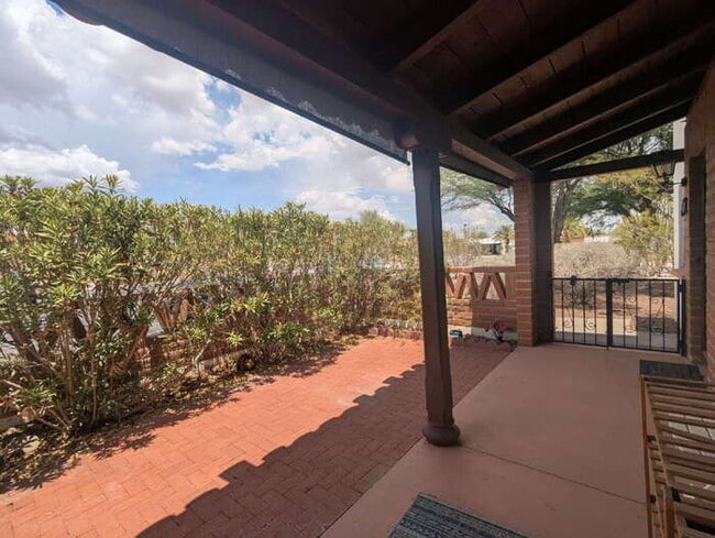 91 S Paseo Quinta in Green Valley, AZ - Building Photo - Building Photo