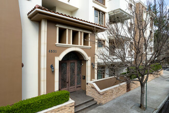 Chelsea Place in Studio City, CA - Foto de edificio - Building Photo