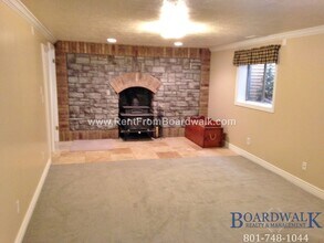 2106 Western Charm Dr in Riverton, UT - Building Photo - Building Photo