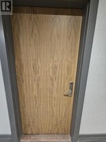 27 Korda Gate in Vaughan, ON - Building Photo