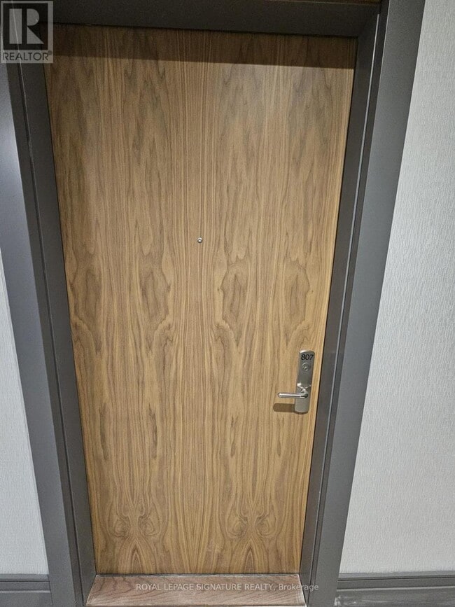 property at 27 Korda Gate