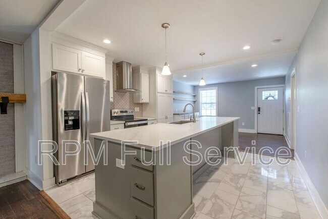 property at 1021 College Ave