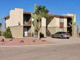 10660 W Concordia Dr in Arizona City, AZ - Building Photo