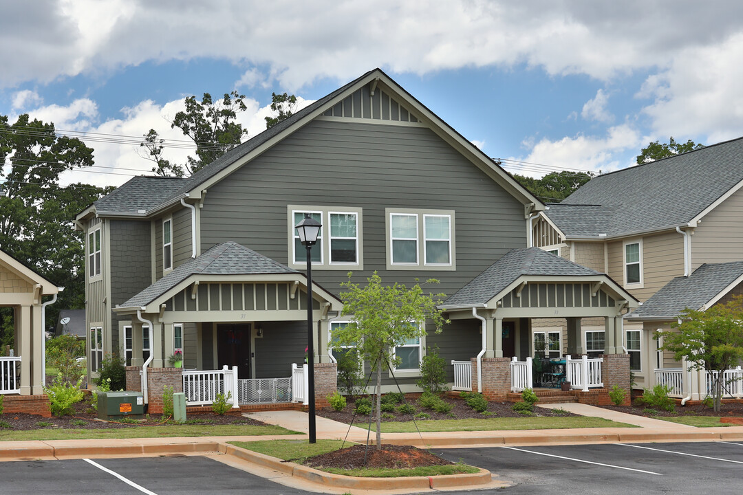 Miller Place Court in Mauldin, SC - Building Photo