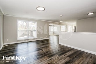 11814 Featherwood Dr in St. Louis, MO - Building Photo - Building Photo