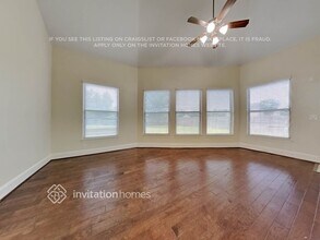 1306 Lucas St in Pearland, TX - Building Photo - Building Photo