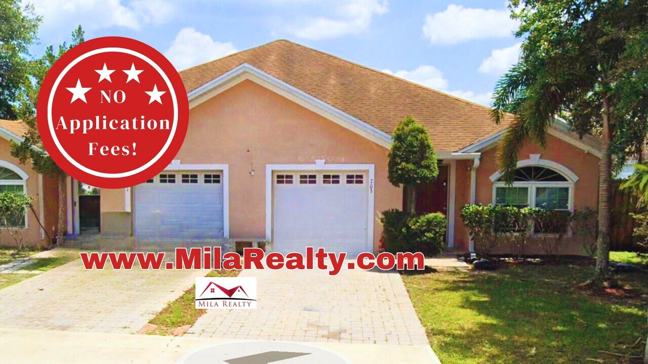 703 Bobcat Ct in Kissimmee, FL - Building Photo
