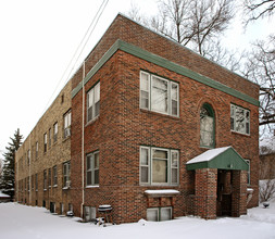 1425 Grand Ave in St. Paul, MN - Building Photo - Building Photo