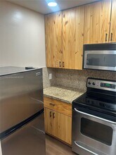 1051 SW 1st St in Miami, FL - Building Photo - Building Photo