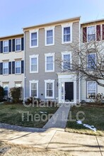 22330 Great Trail Terrace in Sterling, VA - Building Photo - Building Photo