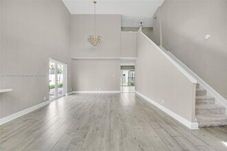 5498 NW 45th Way in Coconut Creek, FL - Building Photo - Building Photo