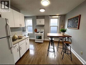 144 Locke St S in Hamilton, ON - Building Photo - Building Photo