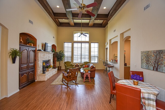 Parkstone Crossroads in Wichita Falls, TX - Foto de edificio - Building Photo