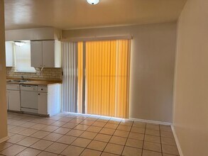 225 Meadow Ln in Schertz, TX - Building Photo - Building Photo