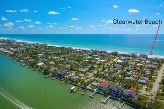 819 Bay Esplanade in Clearwater, FL - Building Photo - Building Photo
