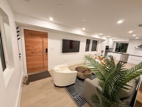 4803 Butterworth Pl NW in Washington, DC - Building Photo - Building Photo