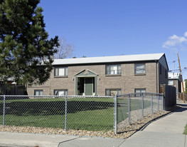 2307 S Locust St Apartments