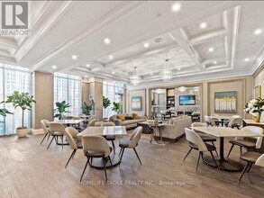 10-810 Gatineau Dr in Vaughan, ON - Building Photo - Building Photo