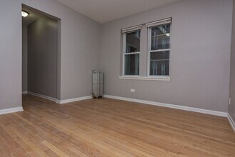 1141 E 79th Pl in Chicago, IL - Foto de edificio - Building Photo