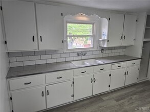 288 Parker St in Cheektowaga, NY - Building Photo - Building Photo