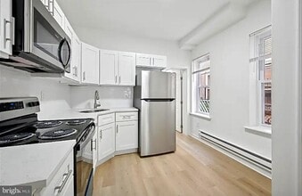 1616 W Wingohocking St in Philadelphia, PA - Building Photo - Building Photo