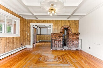 32 Mill St in Rochester, NH - Building Photo - Building Photo