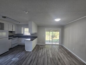 213 Meadowbrook Dr in Enterprise, AL - Building Photo - Building Photo