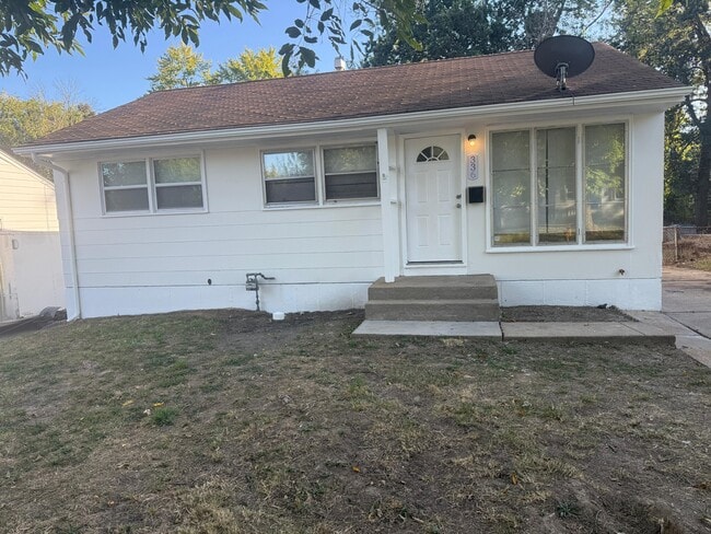 property at 336 Lanark Rd