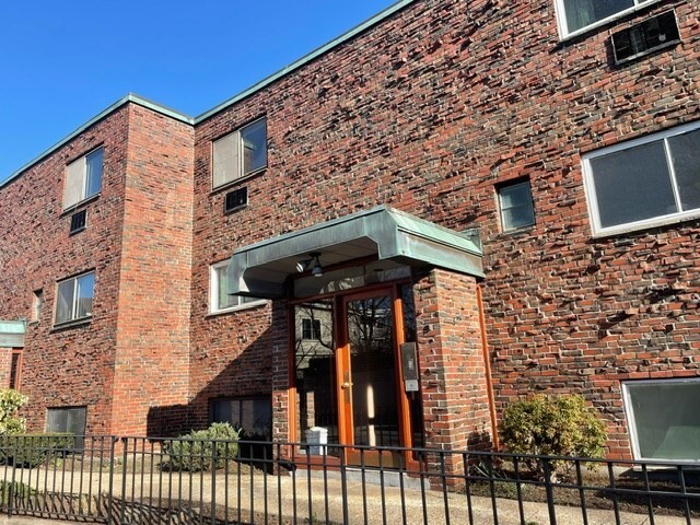property at 57 A St Paul St
