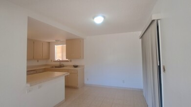 72204 Sun Valley Dr in Twentynine Palms, CA - Building Photo - Building Photo